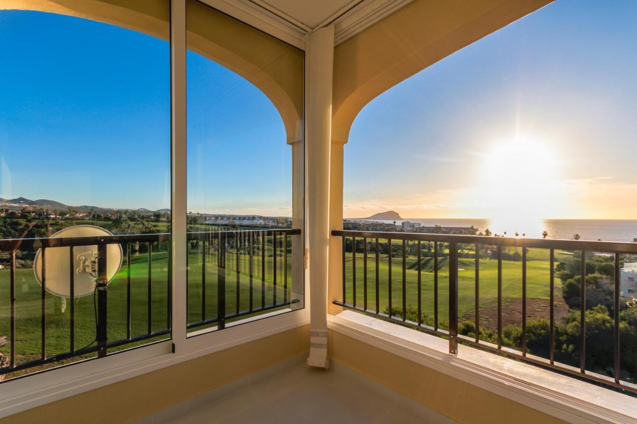 Golf View Apartment - Stunning Ocean View Golf Del Sur San Miguel de Abona Exterior photo