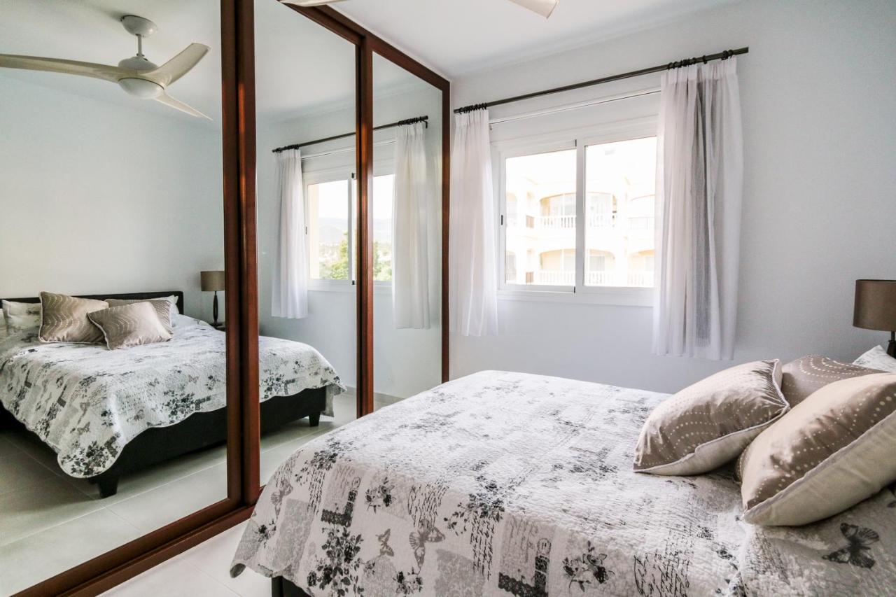 Golf View Apartment - Stunning Ocean View Golf Del Sur San Miguel de Abona Exterior photo